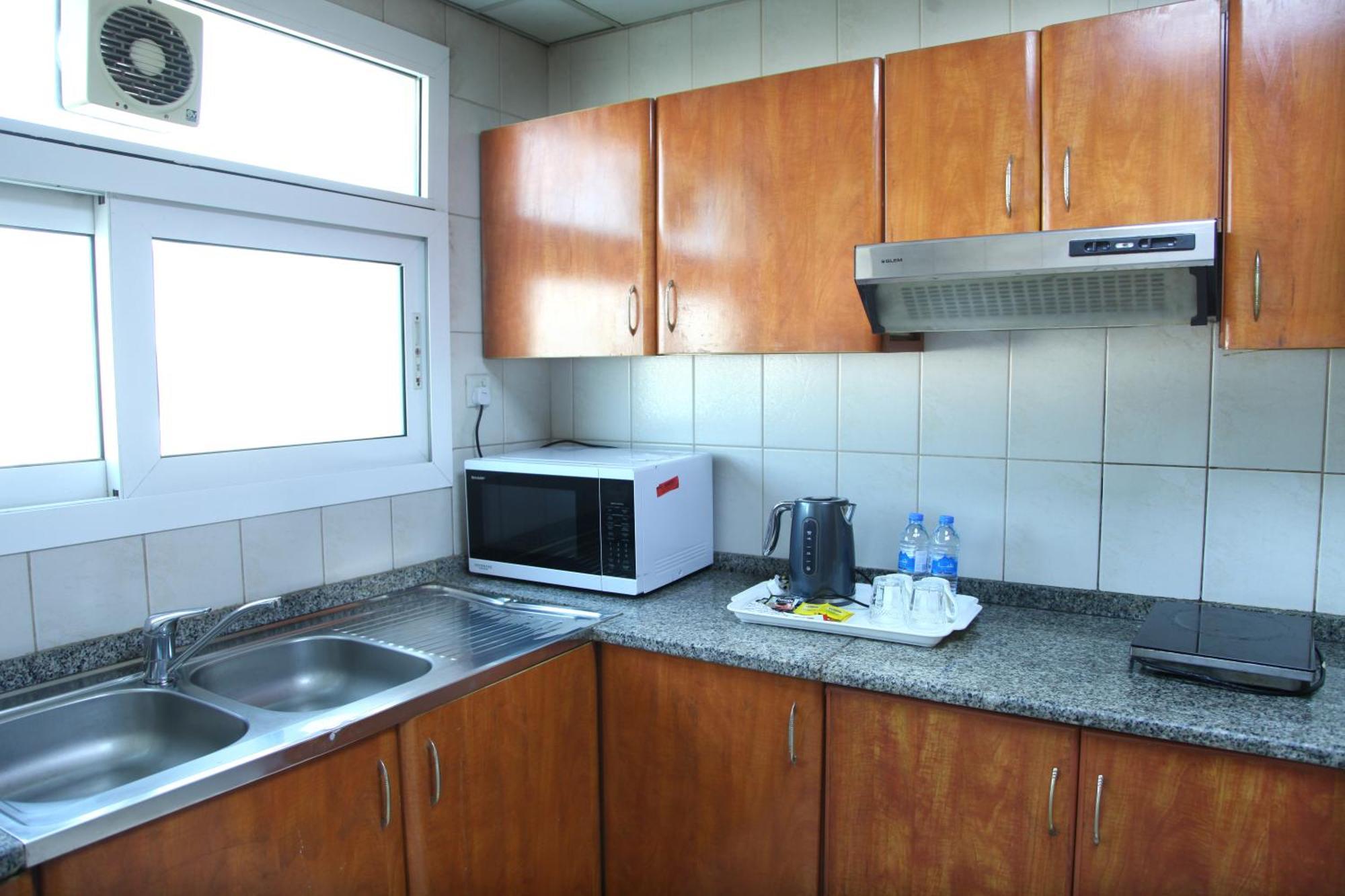 Ruwi Hotel Apartments, Sharjah Eksteriør billede
