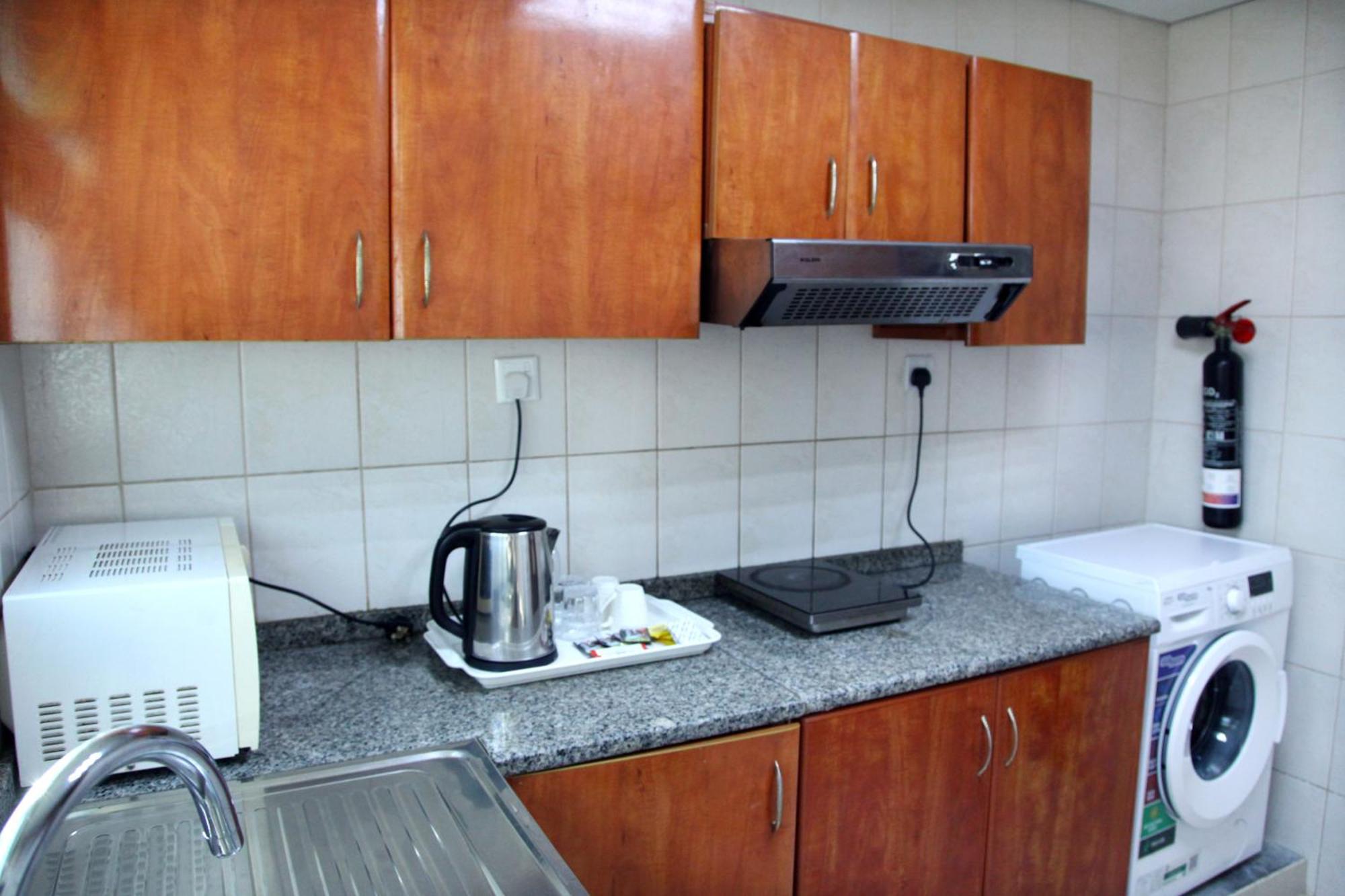 Ruwi Hotel Apartments, Sharjah Eksteriør billede